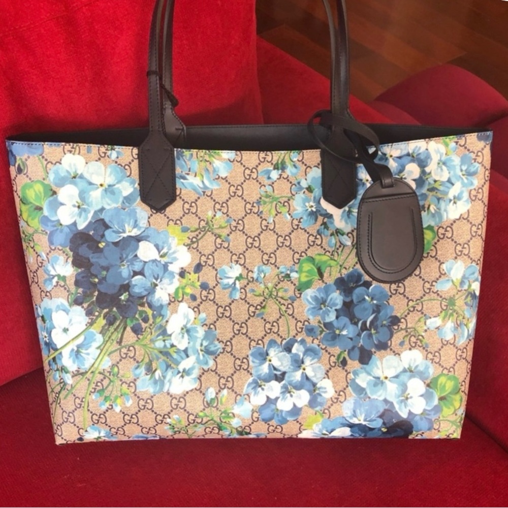 Gucci Blooms Tote Reversible Floral/Navy Bag - NWT - Picture 2 of 15